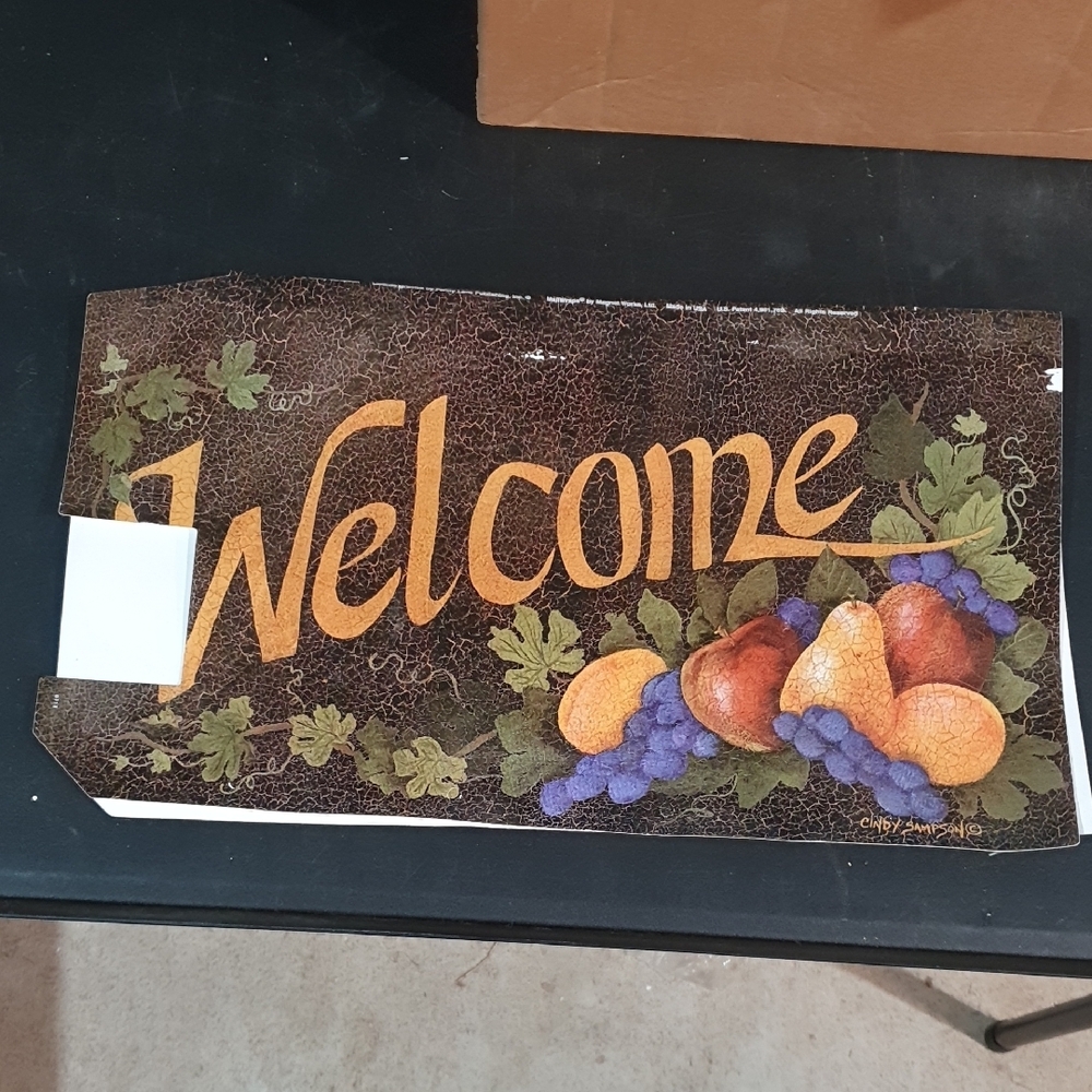 💜 Welcome Mailbox Cover Sign with Fruit Design